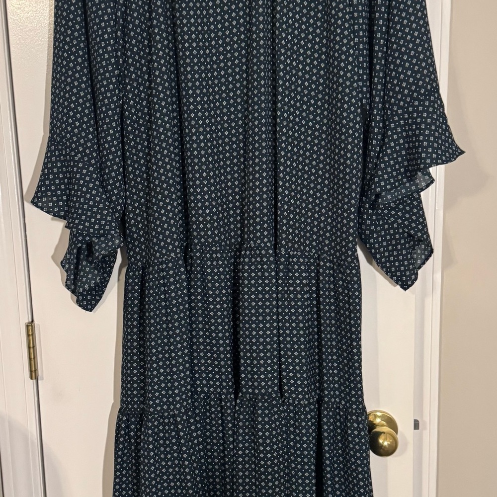 Elizabeth and James forest green  Patterned Long Sleeve Maxi Dress Cottagecore